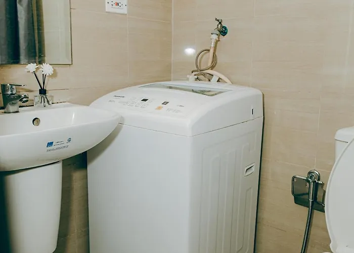 Budget Staycation Near Moa * Manila