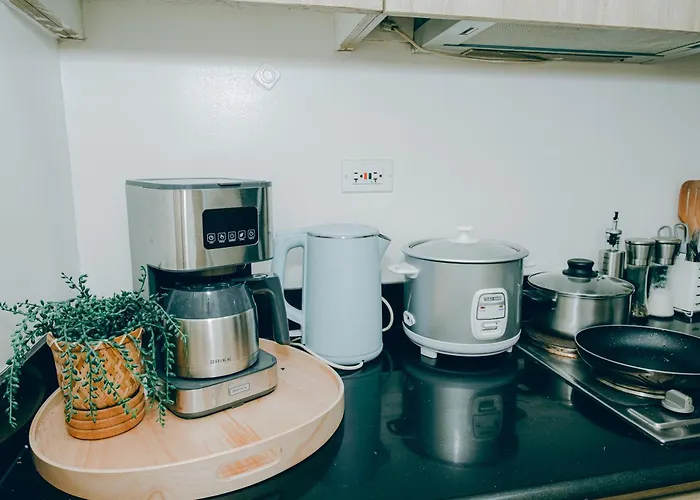 Budget Staycation Near Moa