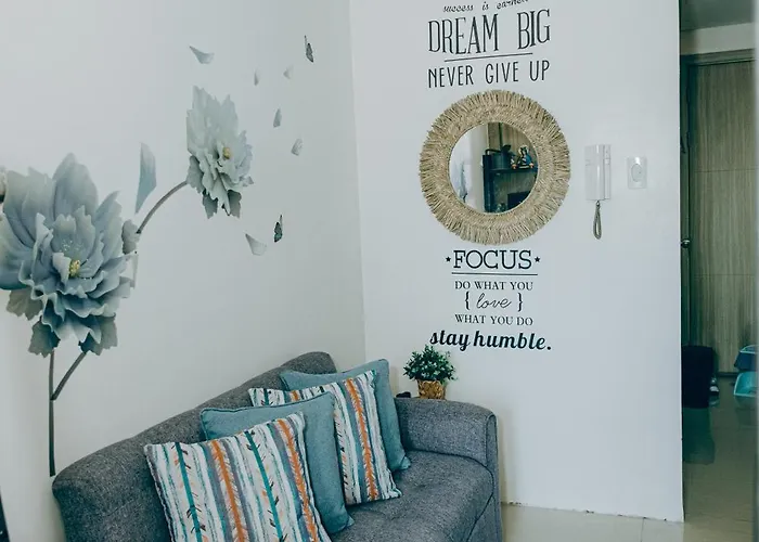 Budget Staycation Near Moa Manila